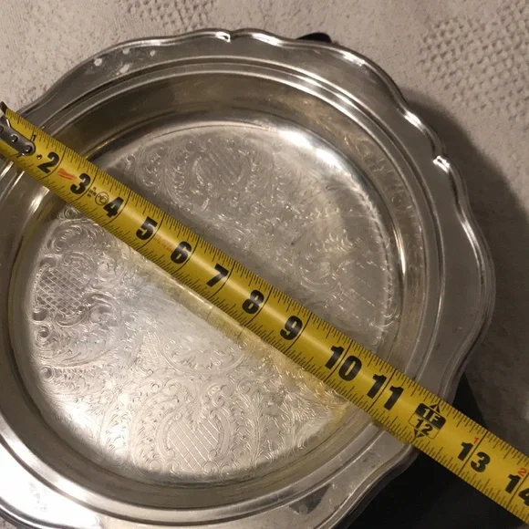 Silver serving dish - Picture 3 of 9